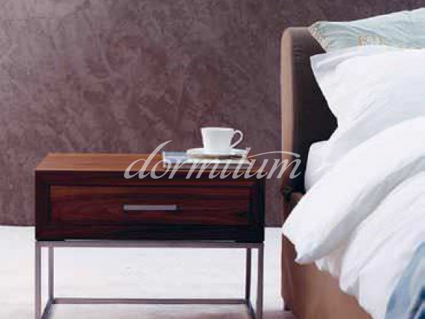 Schramm Side Table BT30.1